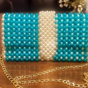 Pochette Azur Nacrée en perles tissées à la main – Maperle K Accessoires