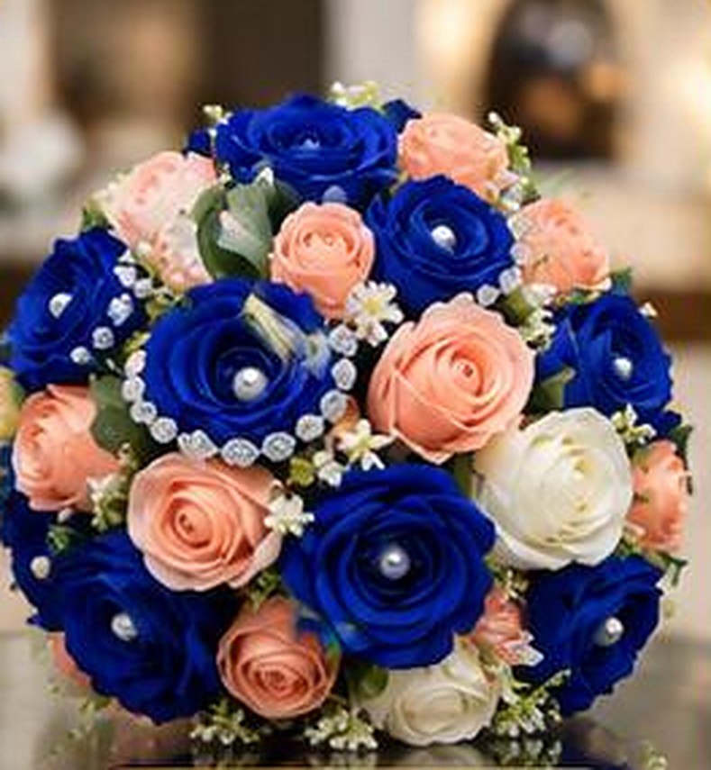 02 Bouquet de mariée bleu royal avec roses, perles et cristaux et boutonnière assortie – Maperle K Accessoires