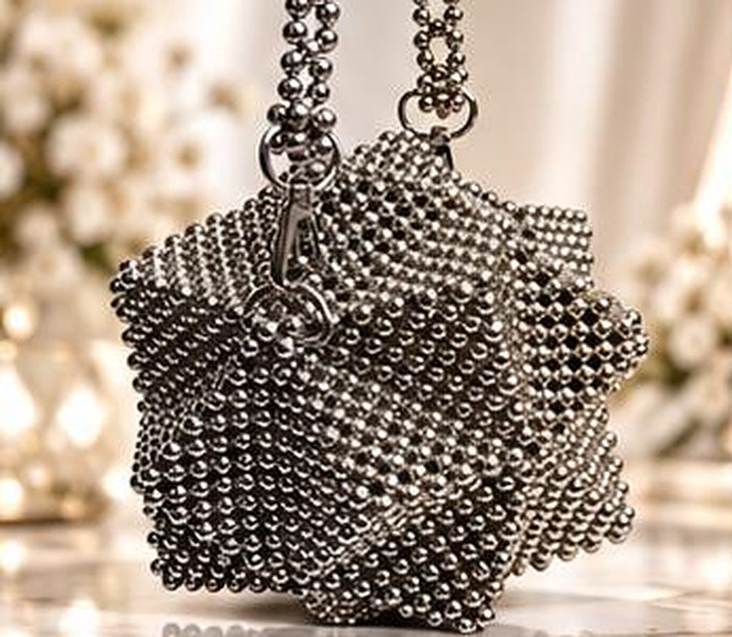 02 Pochette Étoile Scintillante en perles tissées à la main – Maperle K Accessoires